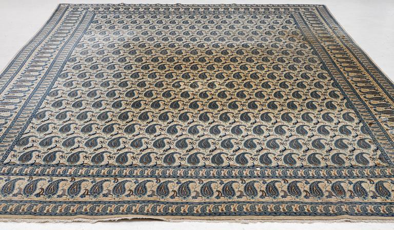 Matta, Keshan, ca 433 x 305 cm.