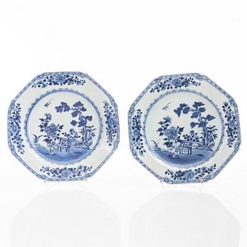 Porcelain, 9 decares, China, 18th-19th century.