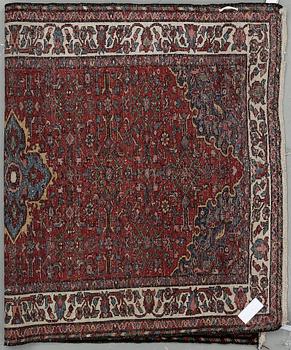 MATTA, Hamadan. Ca 202x115cm.