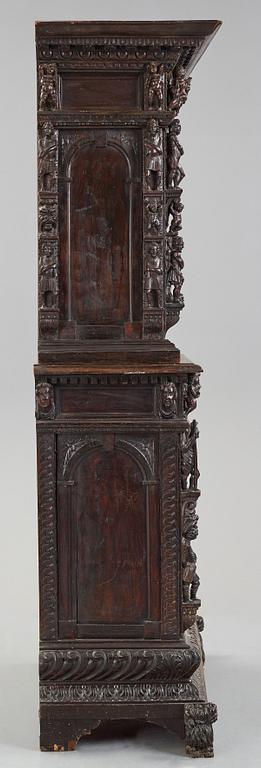 SKÅP, renässansstil, 1800-tal, med äldre delar.