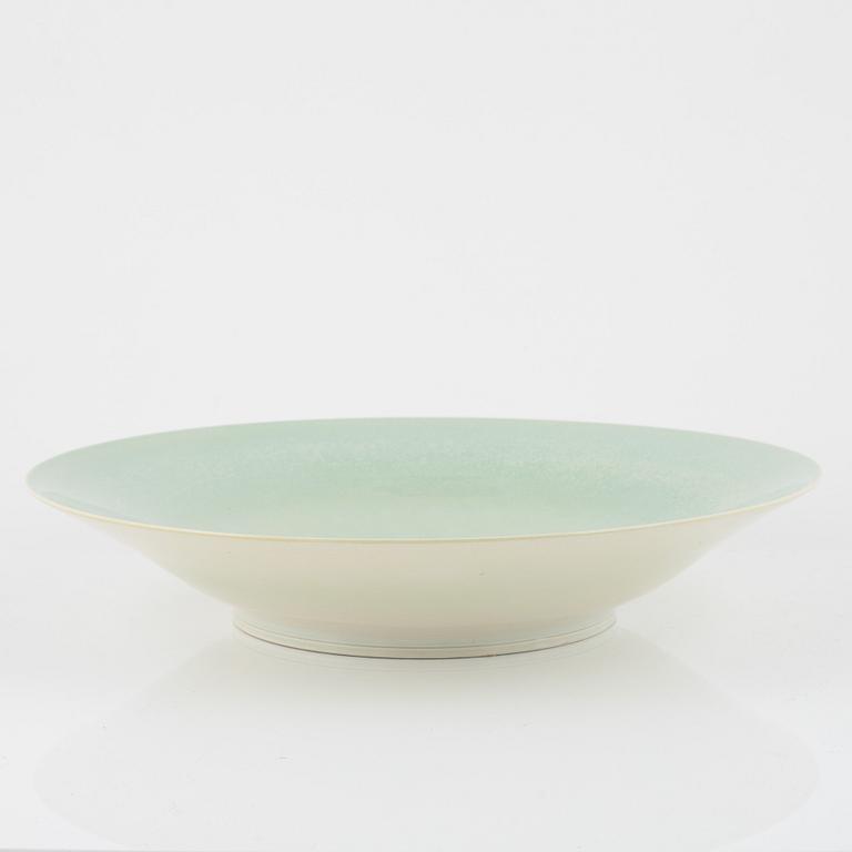 Per Hammarström, a stoneware dish, signed and dated 1987.