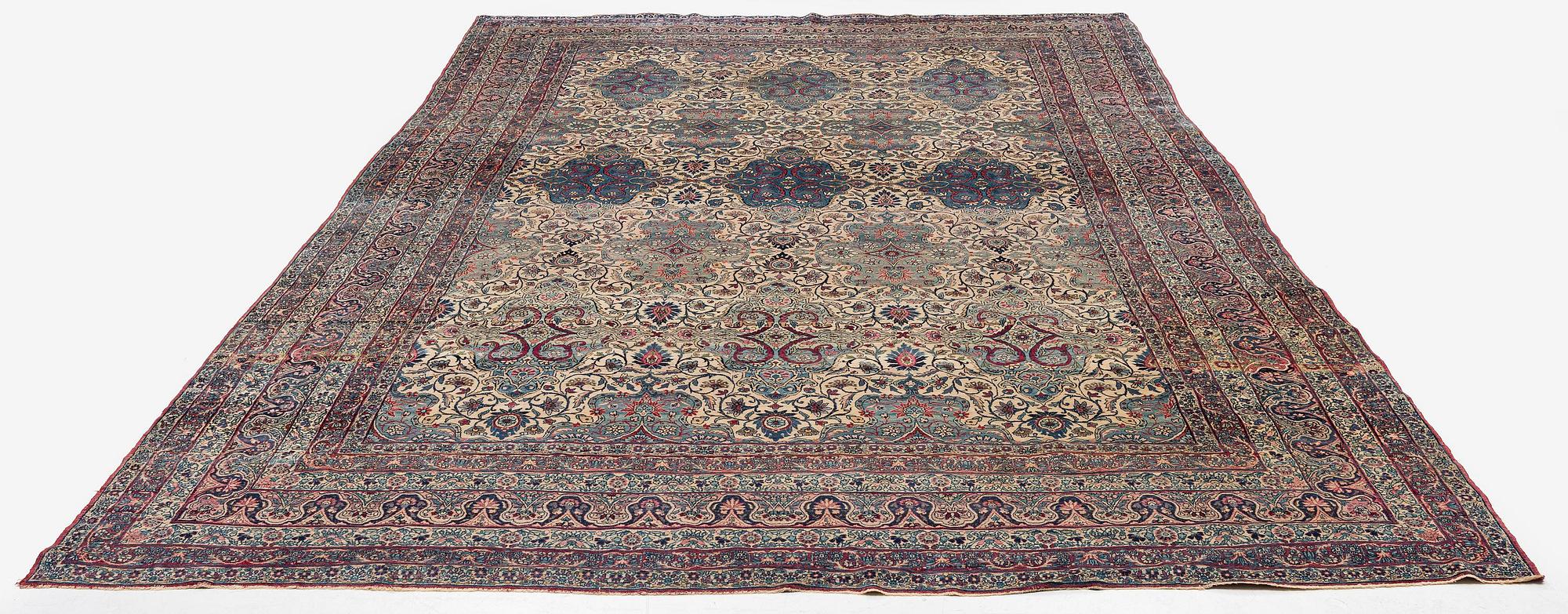 Matta, antik Kirman, södra Persien, ca 497 x 299 cm.