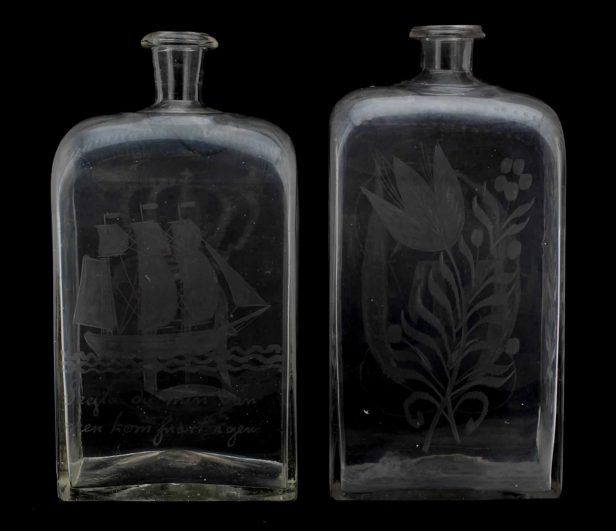 BRÄNNVINSFLASKOR, 2 st, glas, Sverige 1800-tal.