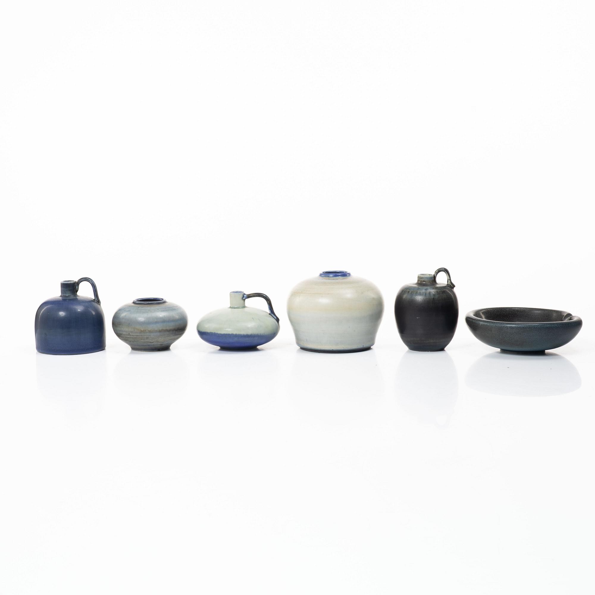 Gertrud Lönegren, Five stoneware vases and a dish, Rörstrand, 1936–1941.