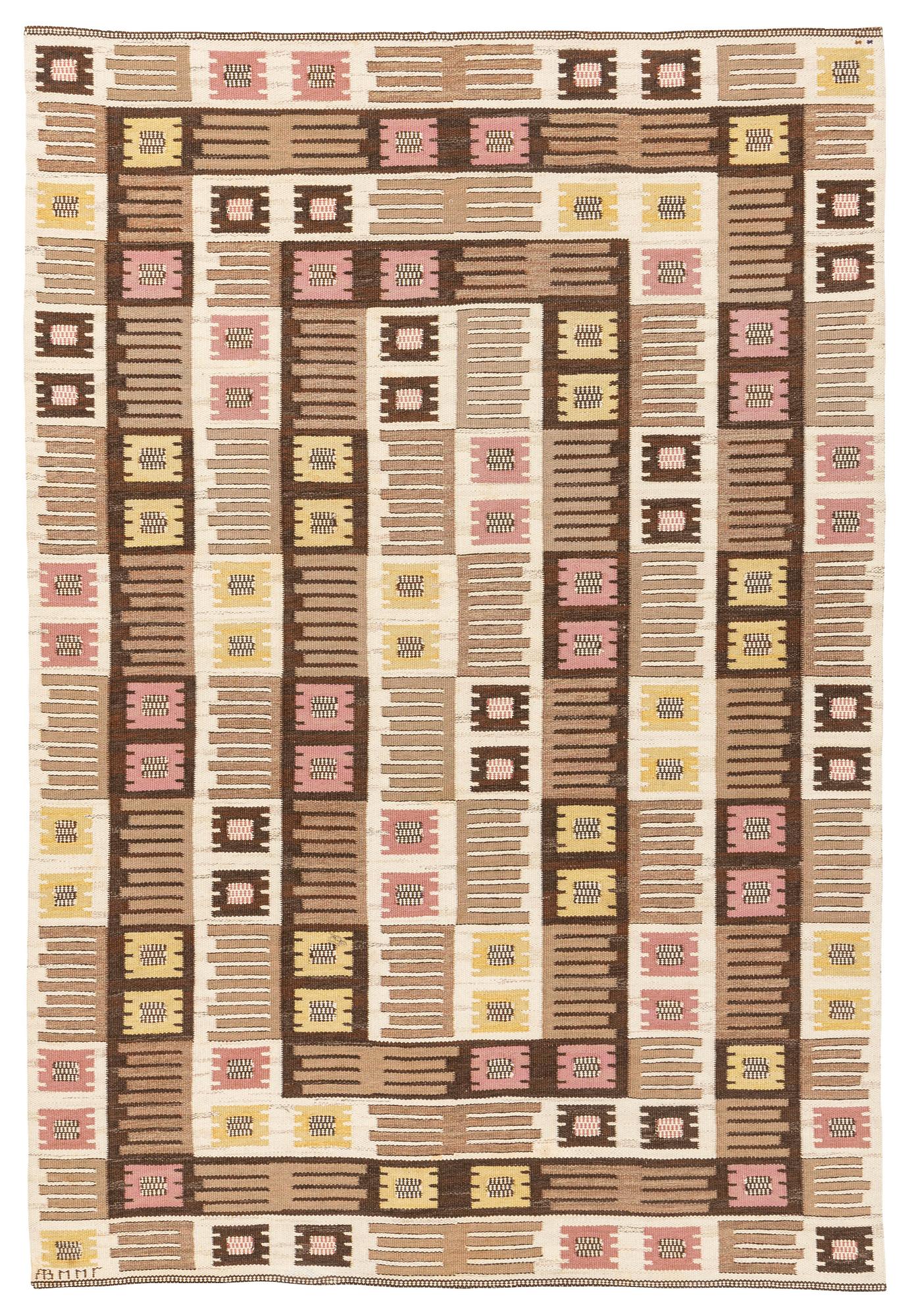 Märta Måås-Fjetterström, matta, "Nyponblomman", rölakan, ca 297 x 203 cm, signerad AB MMF.