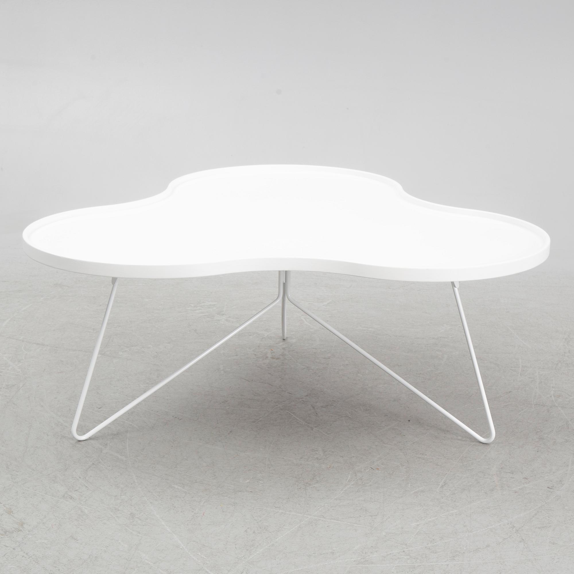 Christine Schwarzer, soffbord ”Flower”, Swedese.