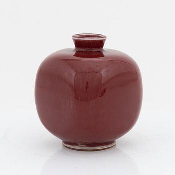 Berndt Friberg, a stoneware vase, Gustavsbergs studio, 1974.