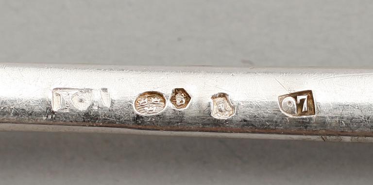 SAMLING BESTICK, silver. Tot vikt 307 g.
