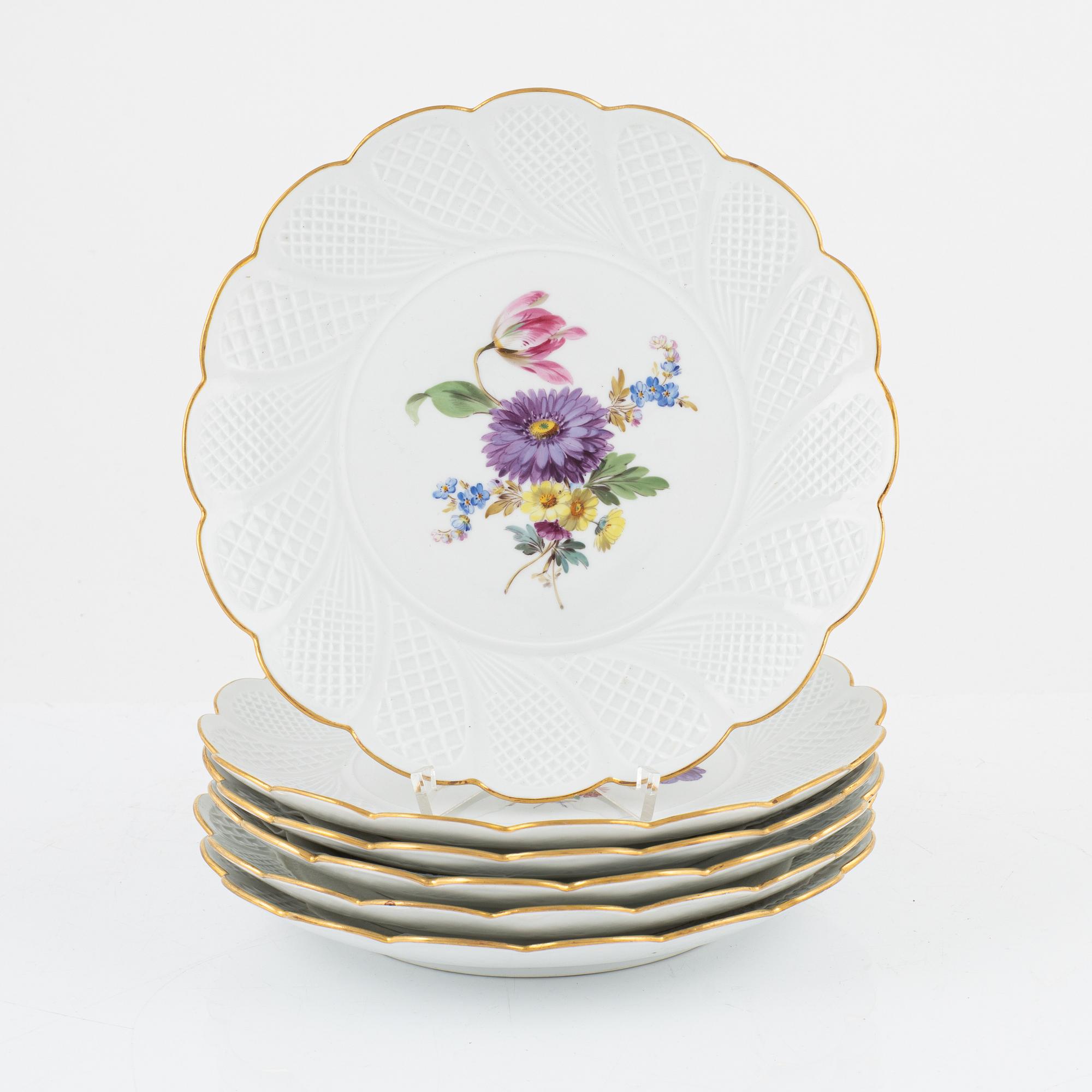 A set of six Meissen porcelain plates, circa 1900.