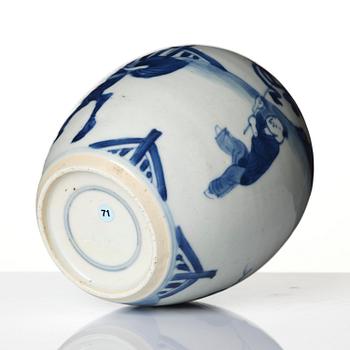 A blue and white 'boys at play' tea caddy, Qing dynasty, Kangxi (1662-1722).