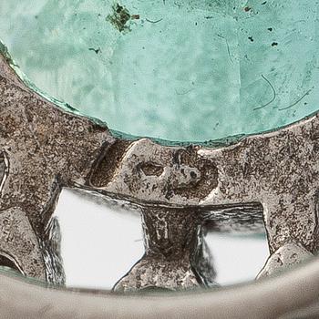 Hänge 14K vitguld med smaragd och briljantslipade diamanter, kedja silver.