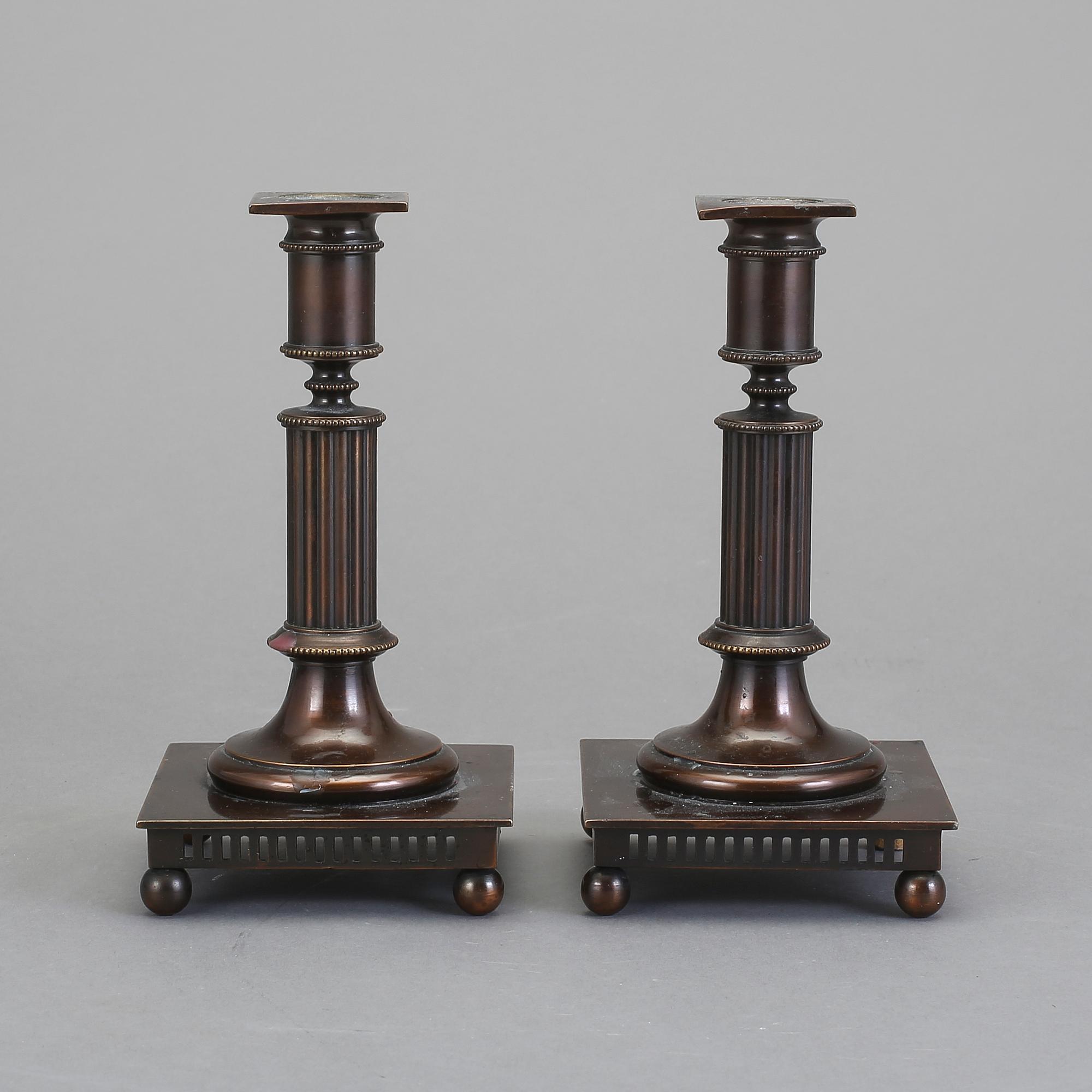 LJUSSTAKAR, ett par, "nr 38" Gusums bruk.