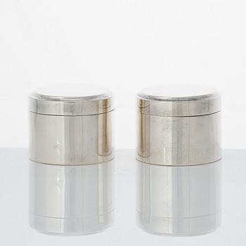 A pair of Swedish 19th century parcel-gilt silver toilette boxes, mark of Adolf Zethelius, Stockholm 1814.