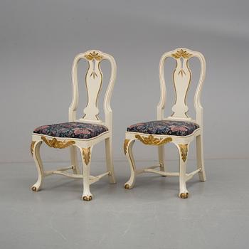 STOLAR, ett par, rokokostil, 1900-talets första hälft.