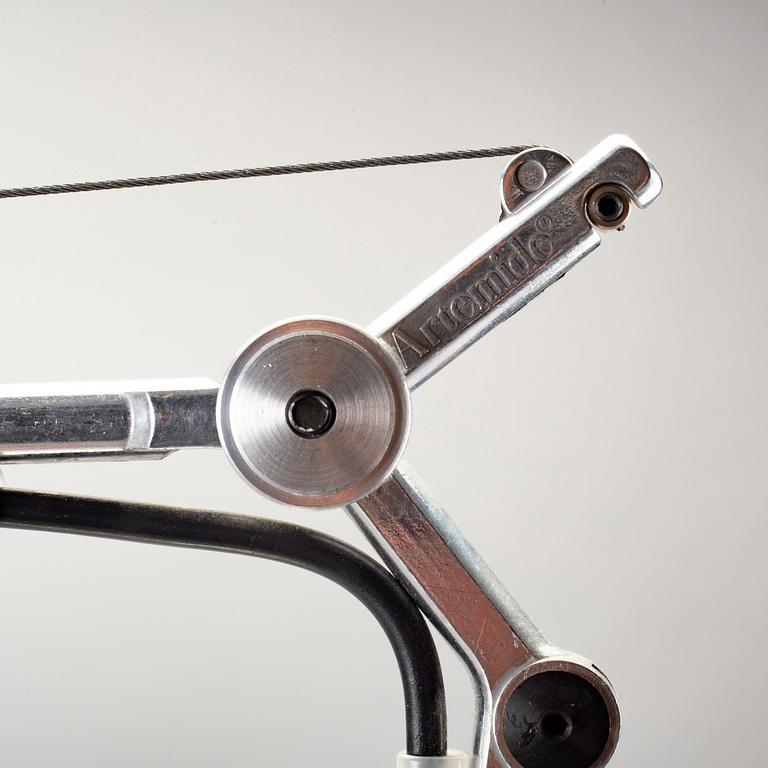 BORDSLAMPOR, ett par, "Tolomeo", Michele De Lucchi och Giancarlo Fassina, för Artemide, Italien.