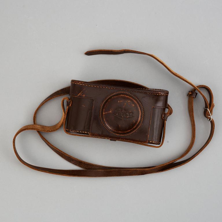 A Leica I mod C with Hektor 1:2,5 50mm.