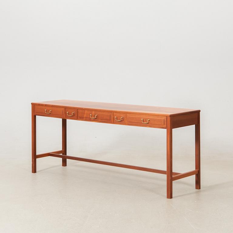Josef Frank, sideboard, model 821, Svenskt Tenn.