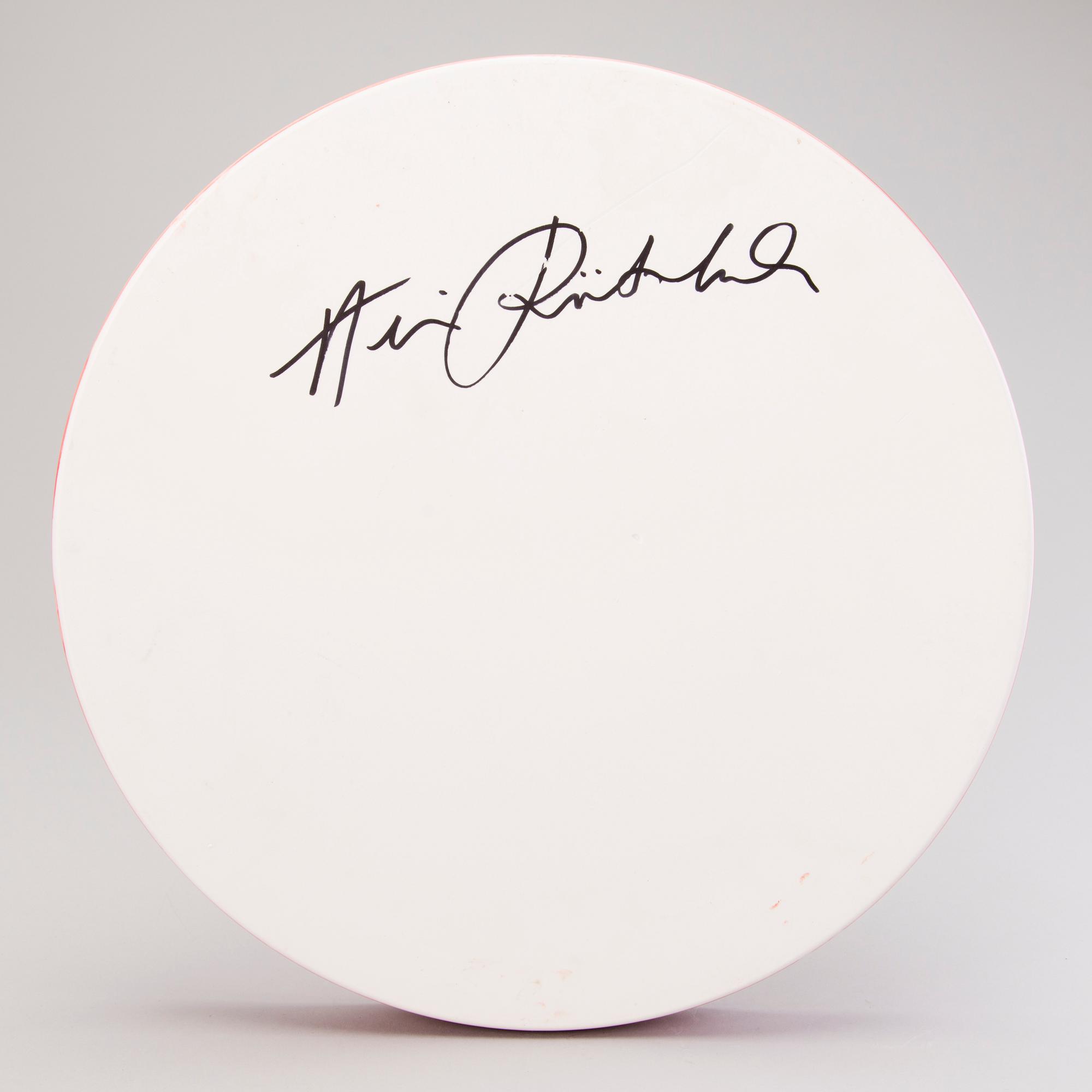 HEINI RIITAHUHTA a porcelain dish, 'Pink dahlia', signed Heini Riitahuhta.