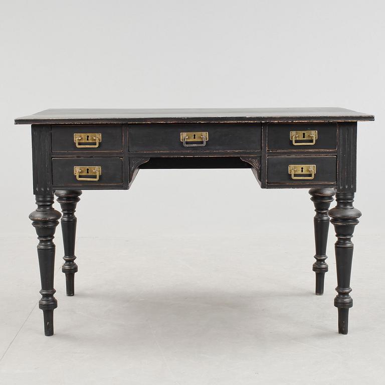 SKRIVBORD, nyrenässans, 1800-talets slut.