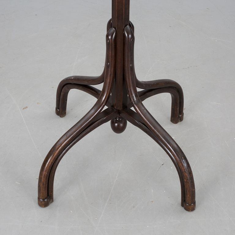 TAMBURMAJOR, brännmärkt; Thonet.