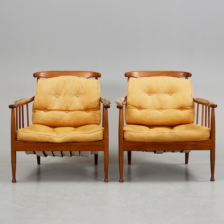 FÅTÖLJER, ett par, "Skrindan", Kerstin Hörlin-Holmqvist.