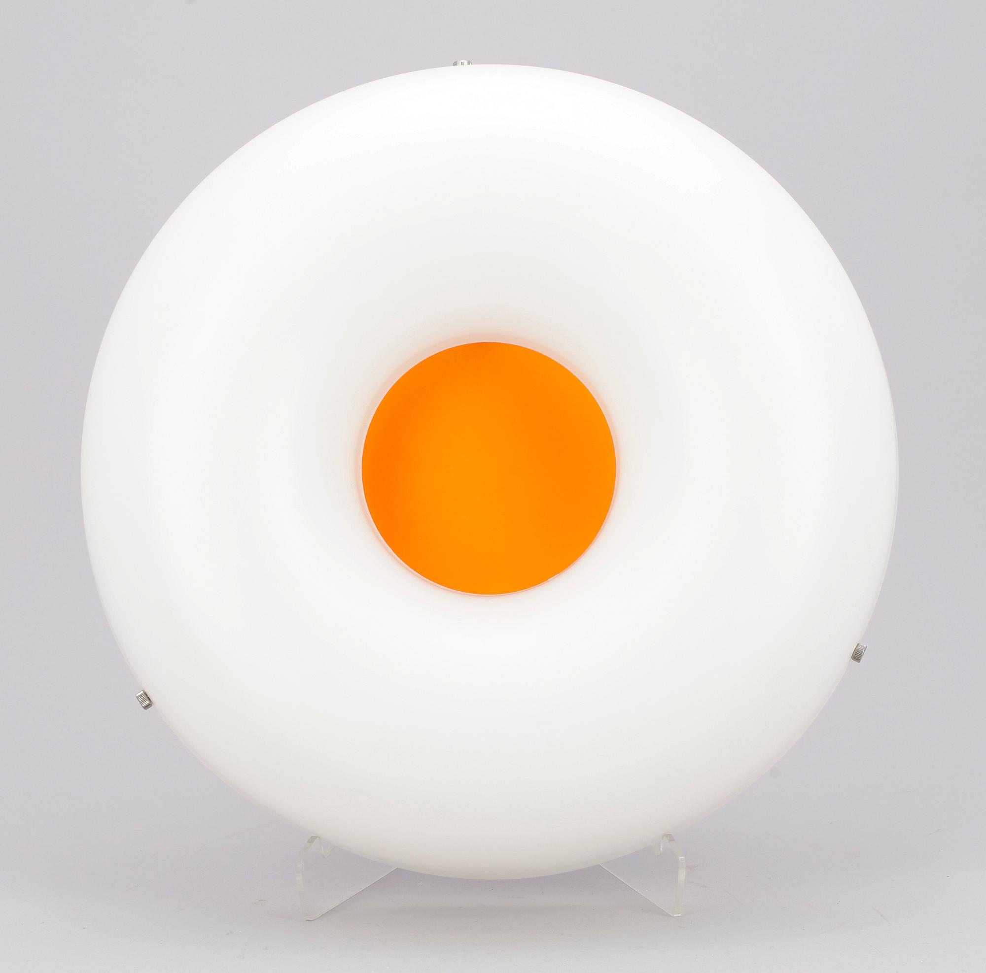 TAKLAMPA, plast, enl uppg Materia möbler, 2008. H 10.