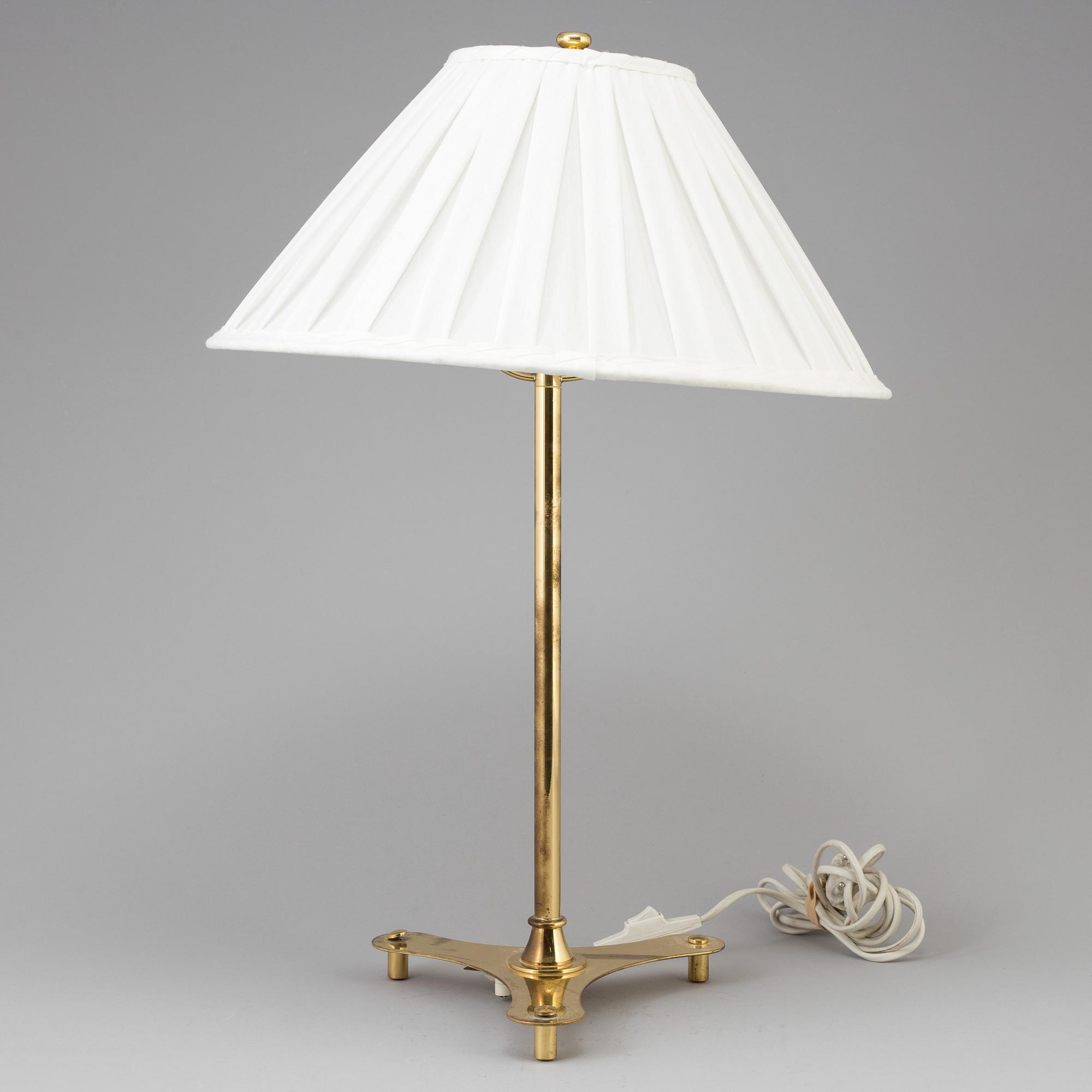 Josef Frank, a Josef Frank table light "2467/2" by Firma Svenskt Tenn.