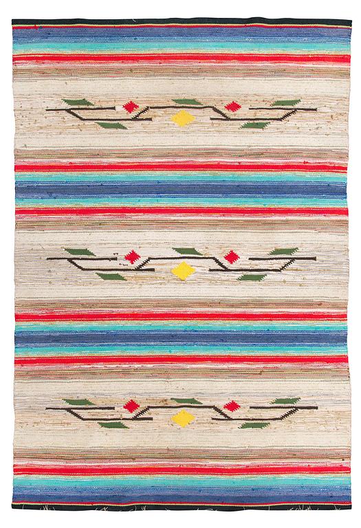 Räsymatto, 1900-luvun puoliväli. Noin 270 x 180 cm.