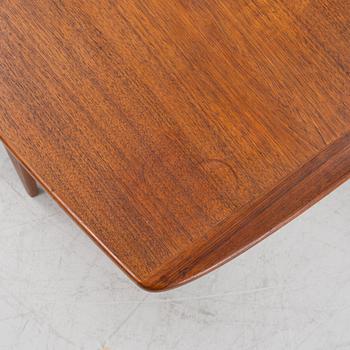 Svante Skogh, A teak coffee table from Seffle.