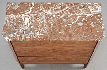 BYRÅ, sengustaviansk stil, tidigt 1900-tal.