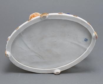 FIGURIN, porslin, Wien-liknande märkning, 1900-tal.
