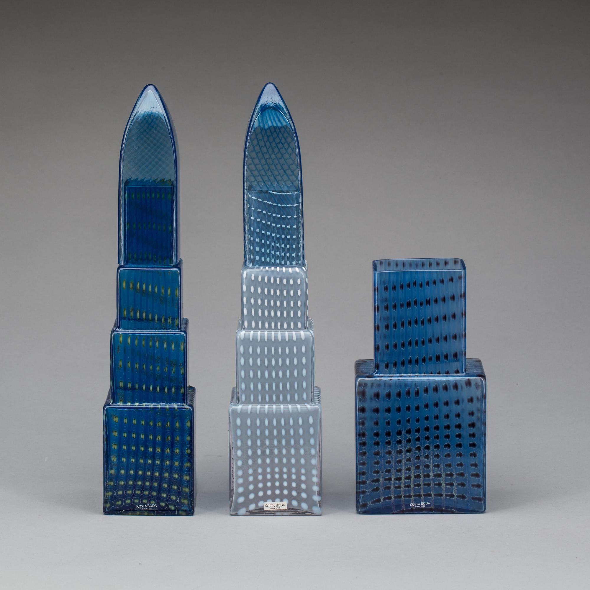 SKULPTURER/VASER, 3 st, "Metropolis", Bertil Vallien. Signerade och numrerade.