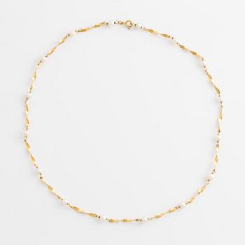 Bracelet and necklace, 18K gold with cultured pearls.