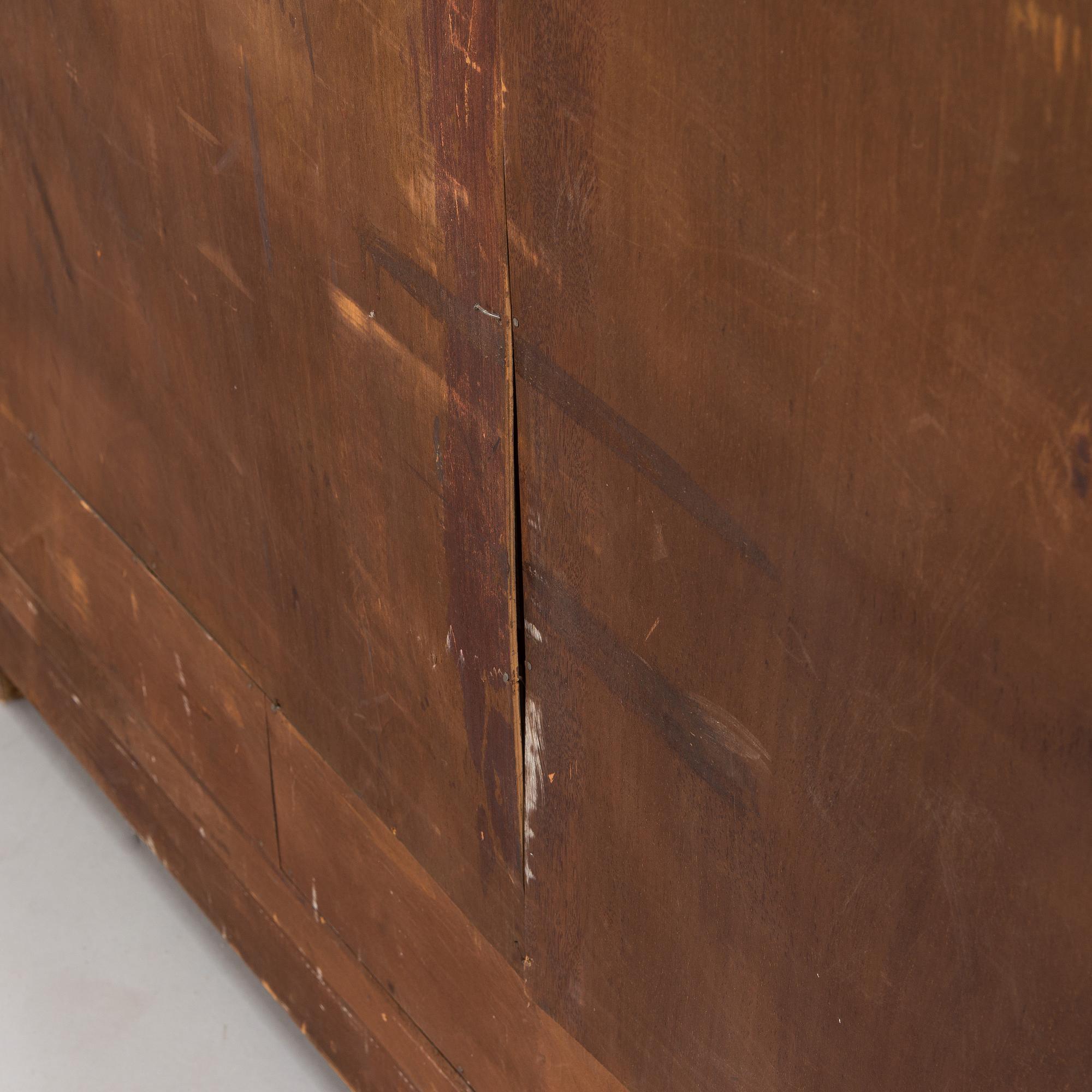 Lauri Järveläinen, kirjakaappi, Tampereen Höyrypuuseppä oy, Tampere 1920-luku.