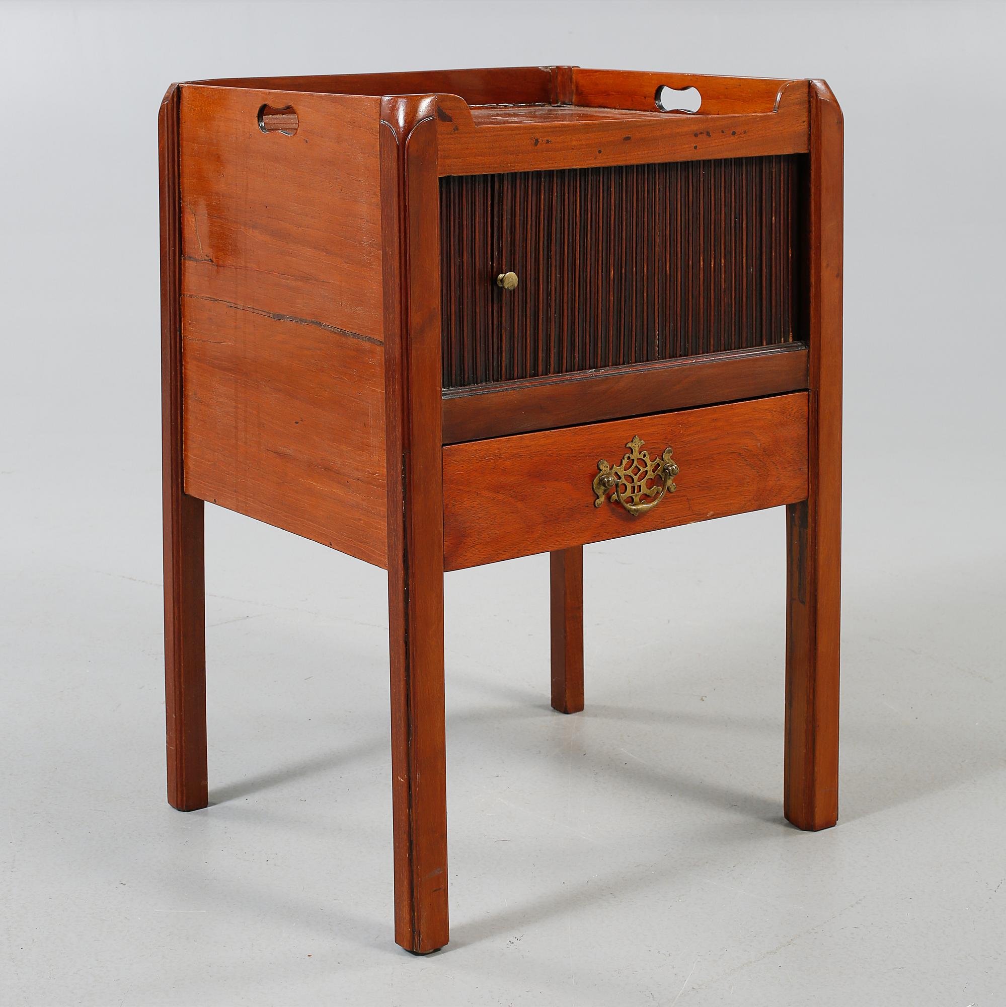 SIDOBORD, 1900-talets början.
