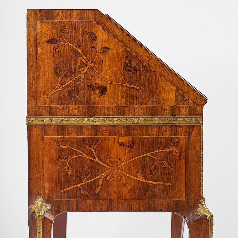 A Gustavian late 18th century secretaire attributed to Jonas Hultsten (master in Stockholm 1773-1794).