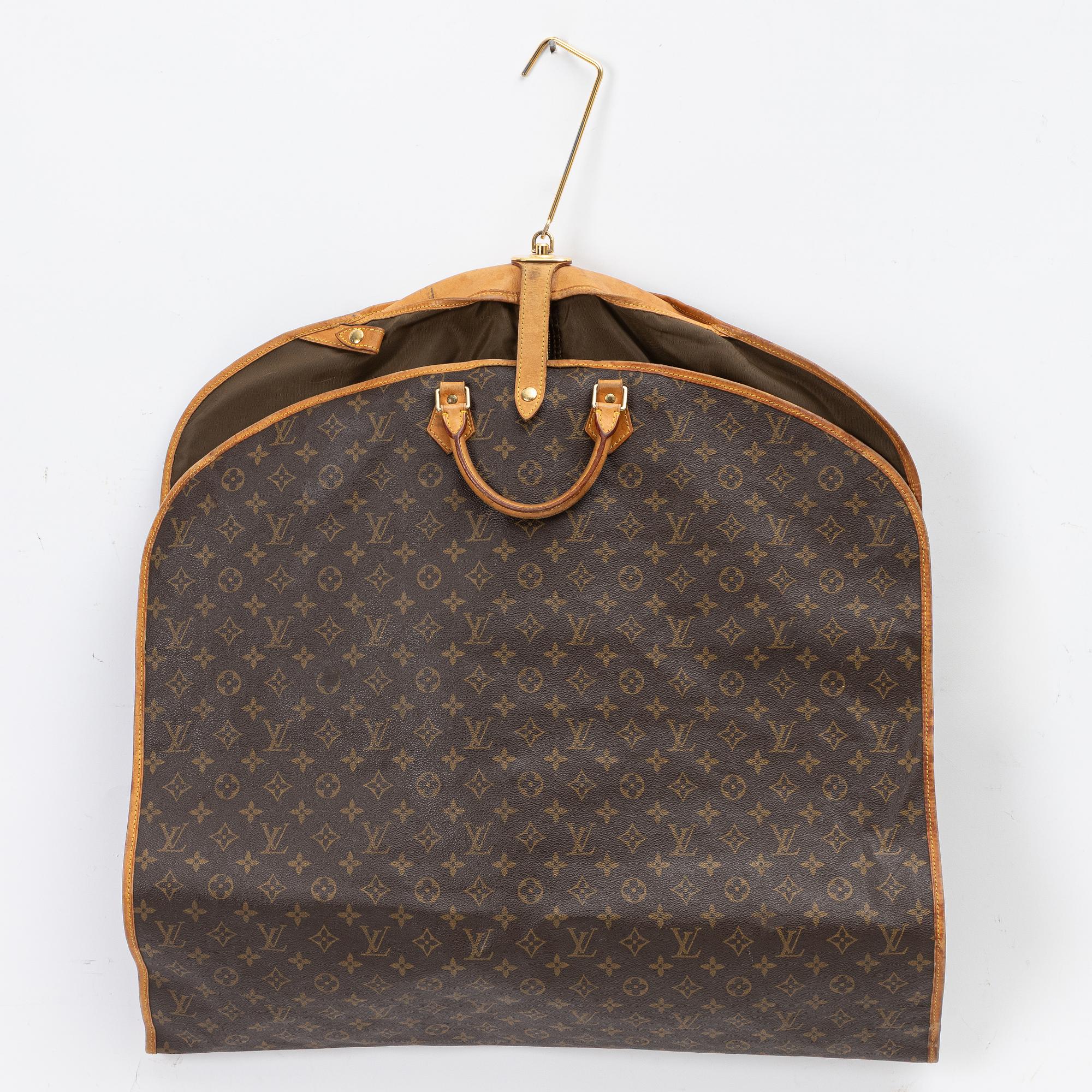 Louis Vuitton, Travel wardrobe, "Housse Porte-Habit", 1996.