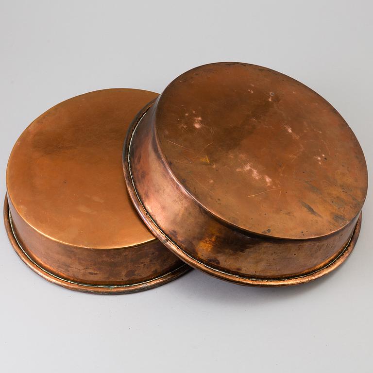 A set of 2 pieces Swedish 19th century COPPER COOKWARE, marked "ANS".