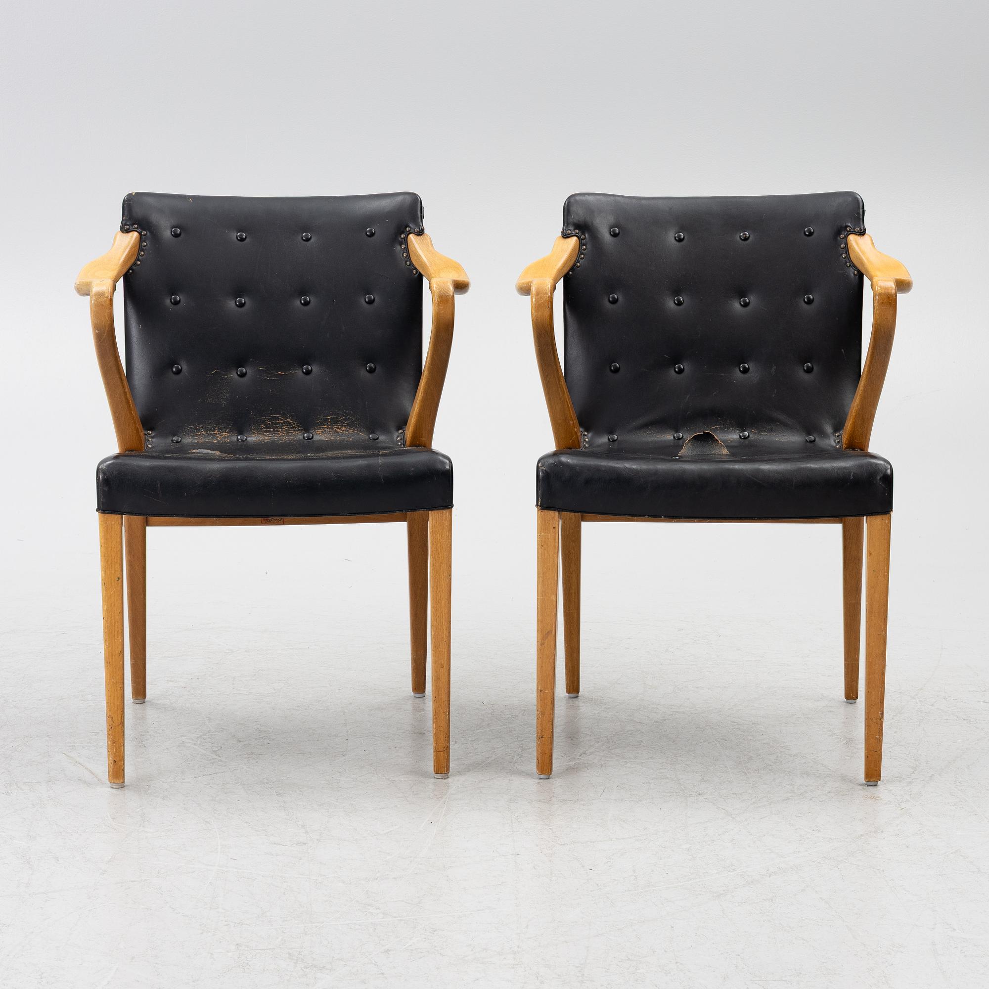 Axel Larsson, karmstolar ett par, möjligen modell 1208, Svenska Möbelfabrikerna, Bodafors, 1930-tal.