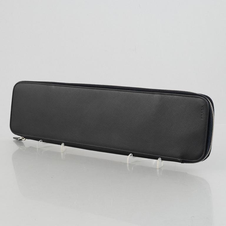 Prada, tie-case.
