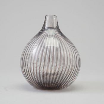 an Ariel glass vase by Edvin Öhrström.