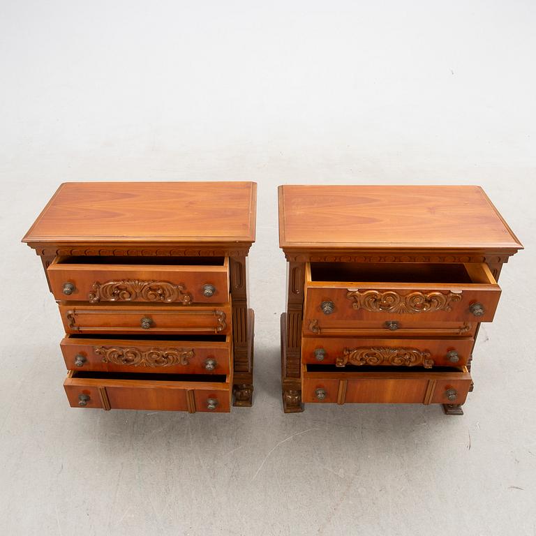 Chests of drawers, a pair, later half of the 20th century.