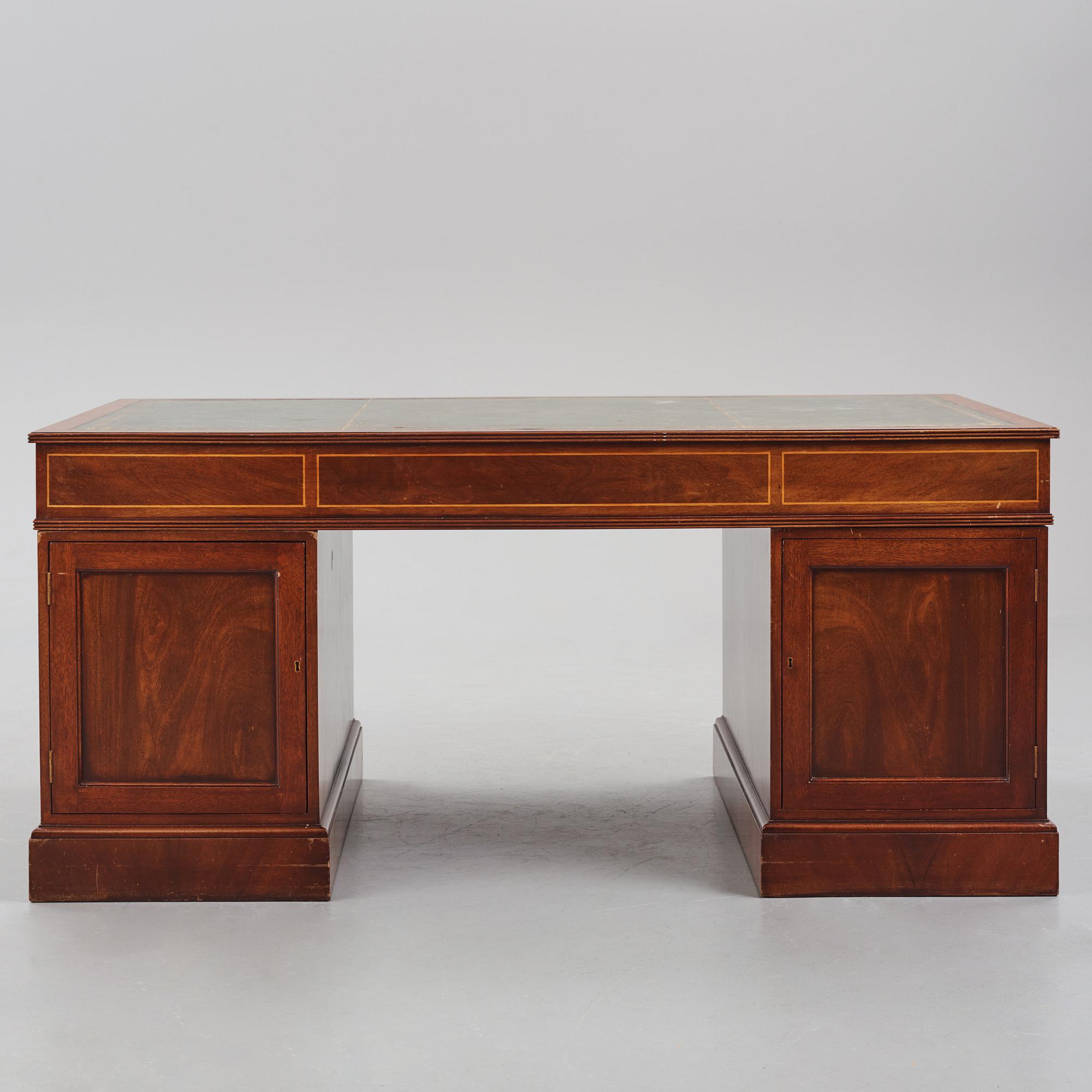 Desk, 19th/20th century.