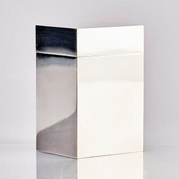 Wiwen Nilsson, a rectangular sterling lidded box, Lund Sweden 1962, reportedly a gift from Wiwen to GAN (Gösta Adrian-Nilsson).