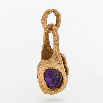 Björn Weckström, a 14K gold and amethyst pendant 'Raindeerbell' for Lapponia 1983.