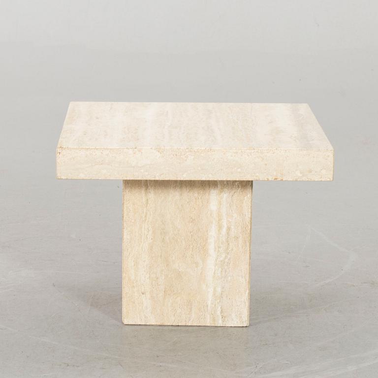 A SMALL TRAVERTINE TABLE.