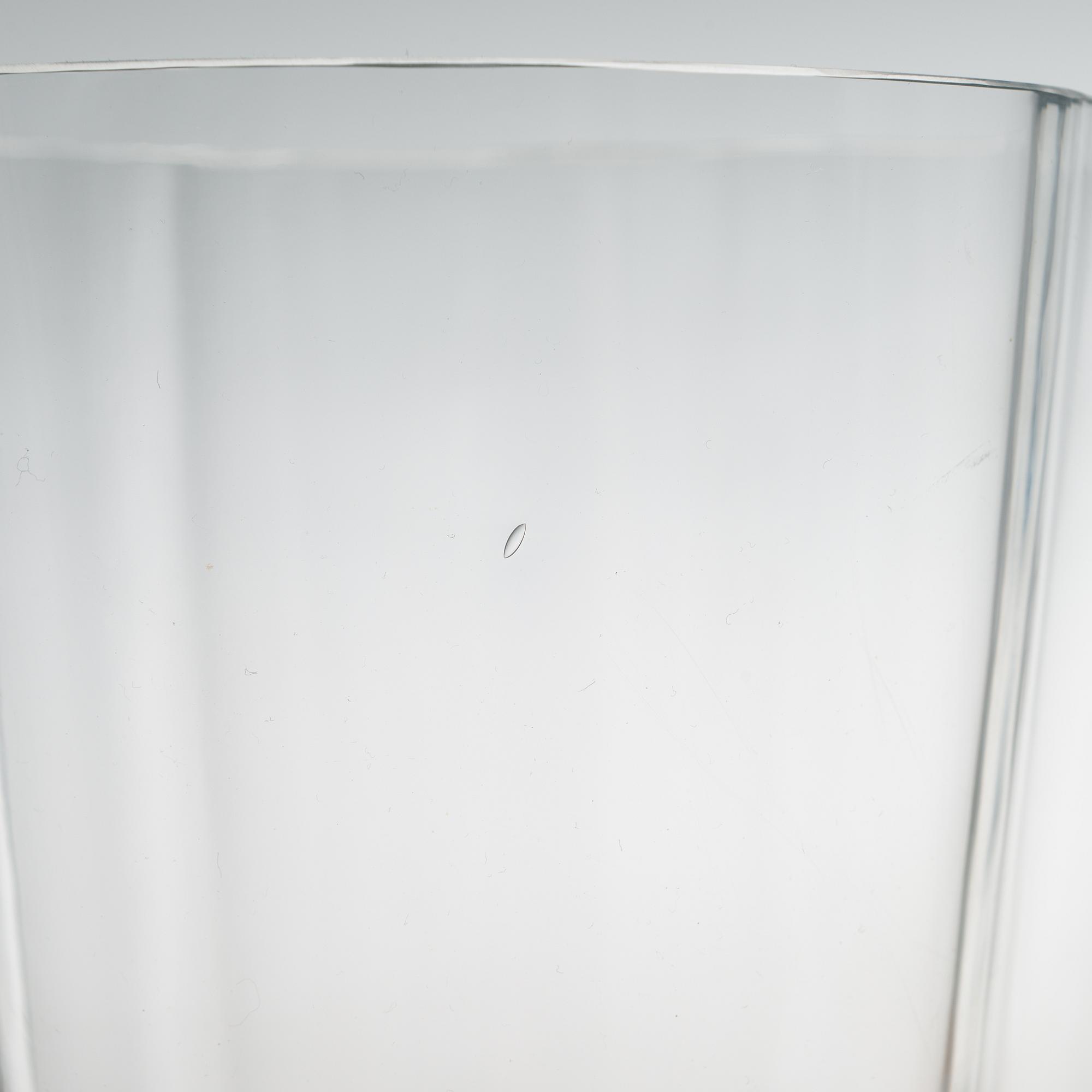 ALVAR AALTO, a '3032'vase signed Alvar Aalto 3032.