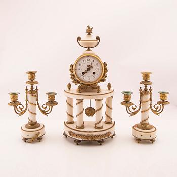 Table garniture 3 pcs, Louis XV style, late 19th century.