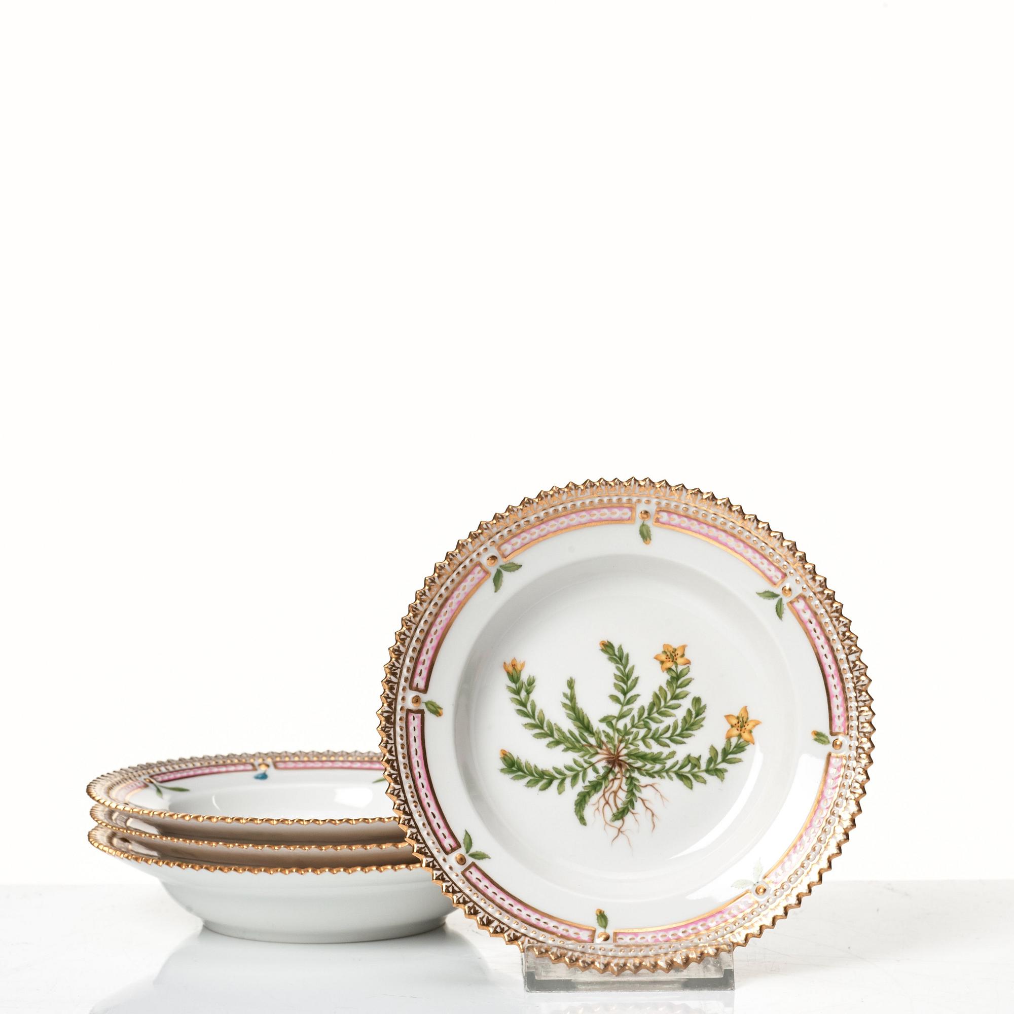 A group of 11 pieces of Royal Copenhagen "Flora Danica", Denmark, 20th Century.