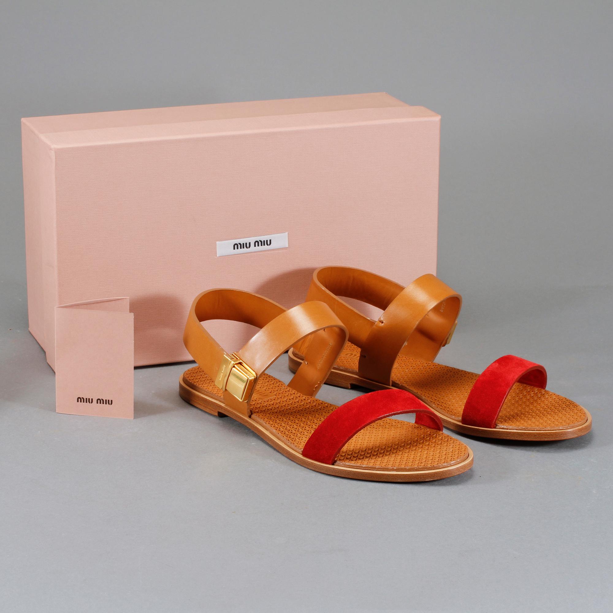 SKOR/SANDALER, Miu miu.